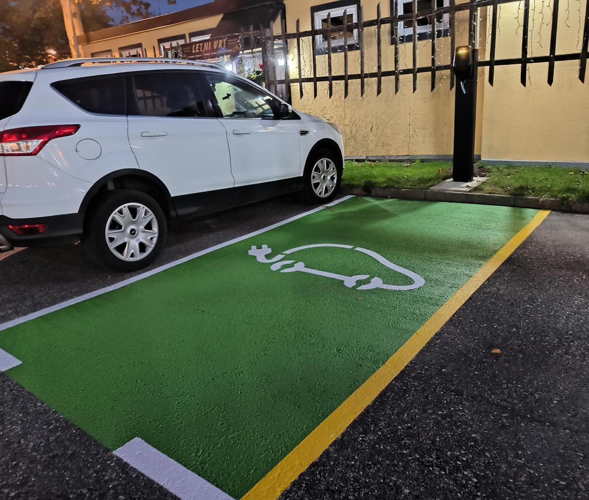 马里博尔 黑色男爵高级旅馆酒店 外观 照片
